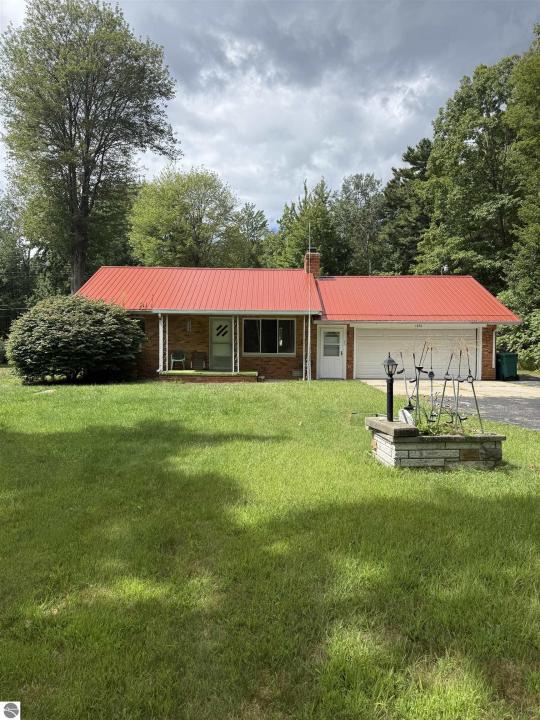 1856 S Us-23, Tawas City, Michigan 48763