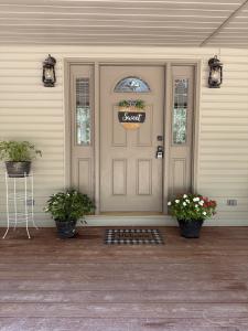 187 Th Hooper Ln, Mc Ewen, Tennessee 37101, USA