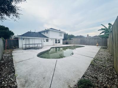 4100 S Inwood Avenue, New Orleans, Louisiana 70131