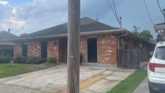 1245 Aris Avenue, Metairie, Louisiana 70005