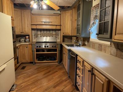 89 Teel Lane, Winona, West Virginia 25942