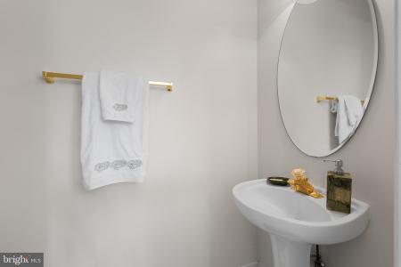 417 Clayton Lane, Alexandria, 버지니아 22304, 미국