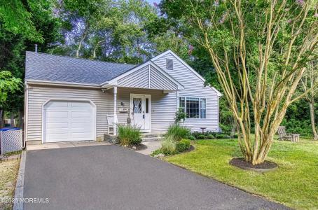 61 Adamston Drive, Brick, NJ 08723, USA