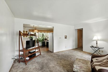 4921 Devonshire Drive, Fort Wayne, Indiana 46806-3409