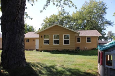 2517 Blakeley Avenue, Eau Claire, Wisconsin 54701, USA