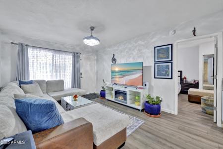 5757 W Eugie Ave 2100, Glendale, Arizona 85304
