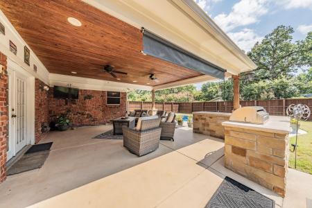 833 W. Cheryl Ave, Hurst, Texas 76053, États-Unis