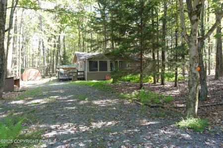264 Selig Road, Pocono Lake, Pennsylvania 18347, HOA KỲ
