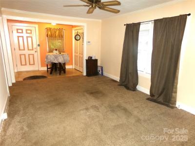 306 Dunlap Street, Albemarle, Carolina Do Norte 28001, Estados Unidos