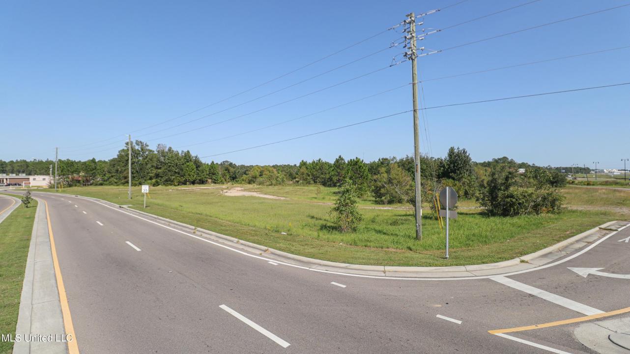 Turkey Creek Drive, Gulfport, Mississippi 39503, USA