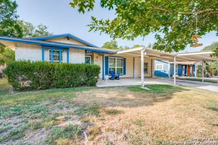 5210 Foxcross, Kirby, Texas 78219, USA