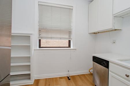 1225 W Lunt Avenue , 2B, Chicago, Illinois 60626