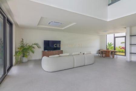 Glamourous Lagoonfront Point Pirouette Villa For Sale, Point Pirouette, Sint Maarten