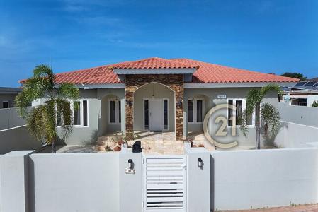 Topaz Villa + apartments, Noord, Aruba