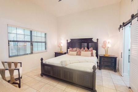 GRAND HARBOUR POOLSIDE 2 BED CONDO, Prospect, Grand Cayman, Cayman Islands