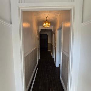 7773  Av. Querbes, Montréal (Villeray/Saint-Michel/Parc-Extension), Quebec H3N 2B9, Canada