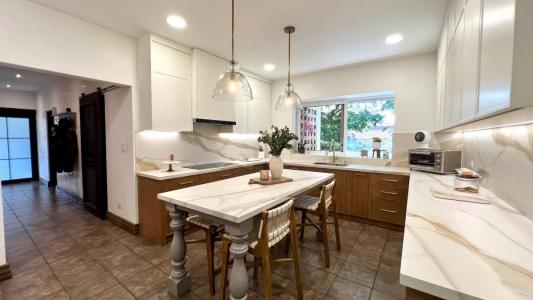 hacienda real , Piedades Santa Ana, San José 00001, Costa Rica