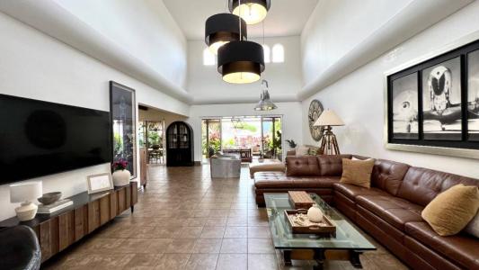 hacienda real , Piedades Santa Ana, San José 00001, Costa Rica