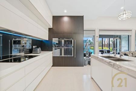 3 Brown Street, Smithfield, NSW 2164, Australia