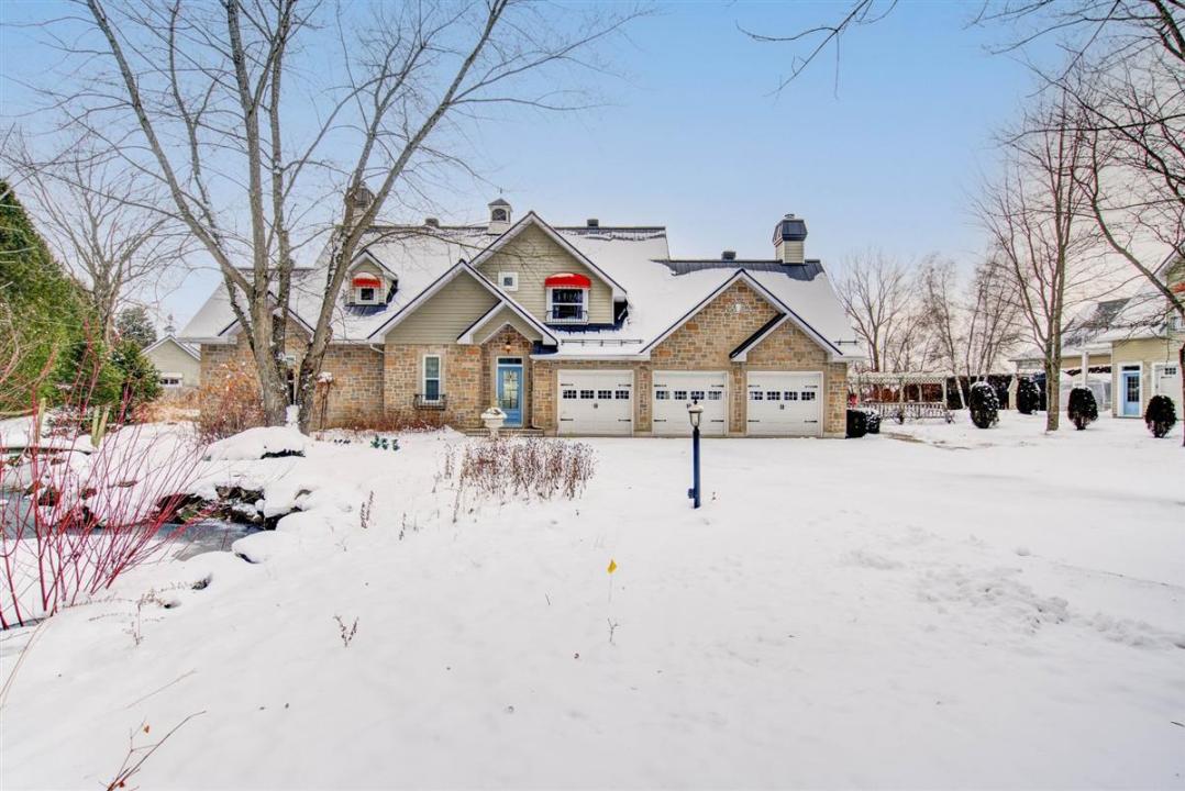 58  Imp. de l'Île, Roxton Pond, Quebec J0E 1Z0, Canada