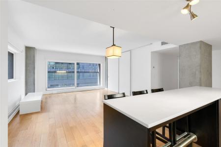 350  Boul. De Maisonneuve O., Montréal (Ville-Marie), Quebec H3A 0B4, Canada