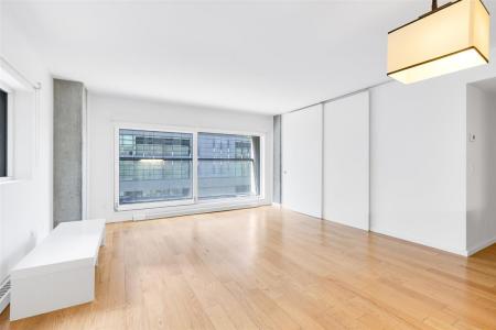 350  Boul. De Maisonneuve O., Montréal (Ville-Marie), Quebec H3A 0B4, Canada