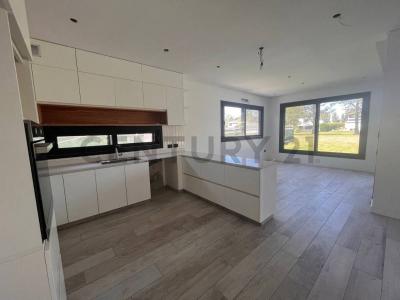 RUTA 58 KM 6 6, Ezeiza, GBA Sur 00001, アルゼンチン