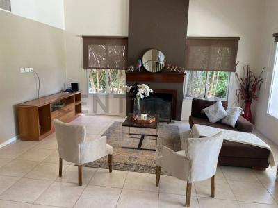 Boulevard Saint Thomas , Esteban Echeverría, GBA Sur 00001, 阿根廷