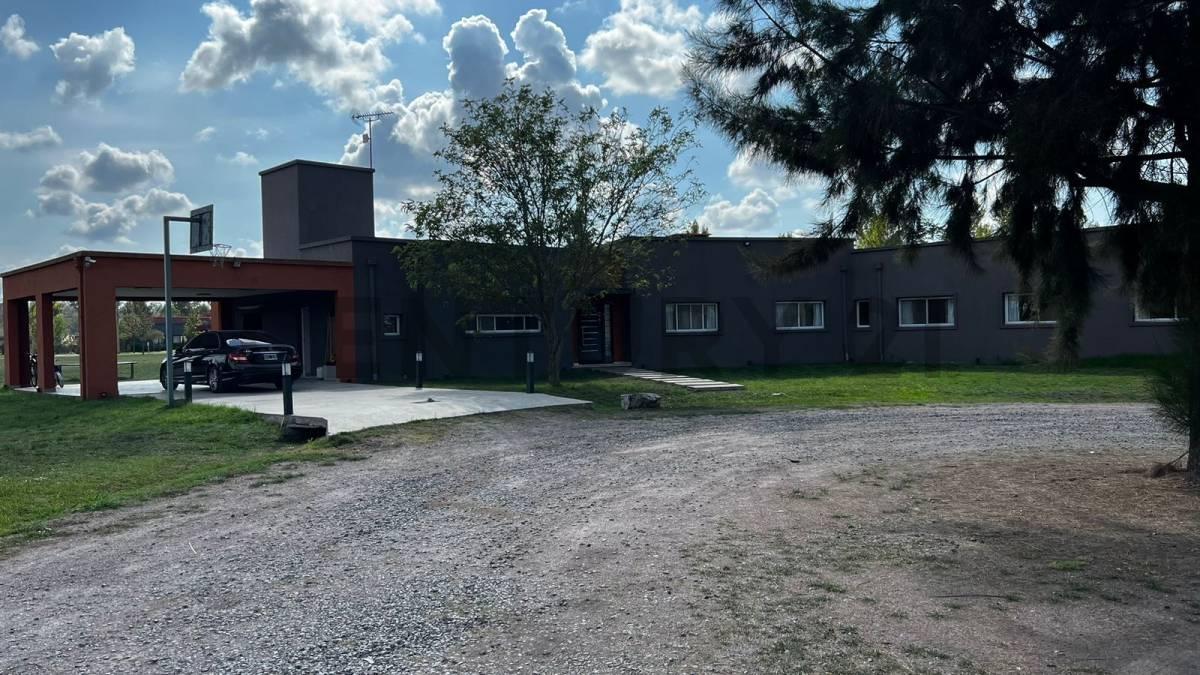 Av juan pablo ll , San Vicente, GBA Sur 1865, Argentina