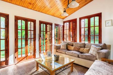 Larrea 602, Chacras De Coria, Mendoza 5502, Argentina