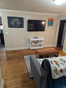 403 Daingerfield Street, Naples, Texas 75568, États-Unis