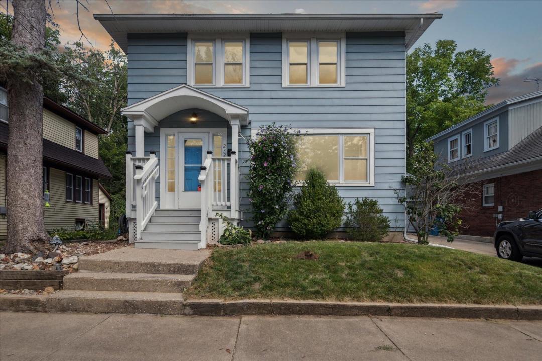 2327 Outlook Street, Kalamazoo, Michigan 49001, Estados Unidos