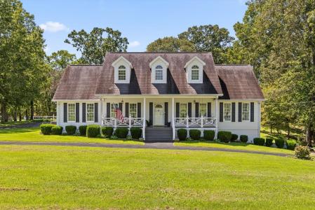 2526 County Road 194, Bryant, Alabama 35958, USA