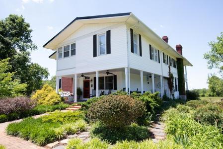 1501 Saxkey Rd, Drakes Branch, Virginia 23937