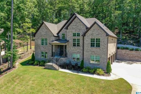 1025 Grey Oaks Valley, Pelham, Alabama 35124, HOA KỲ