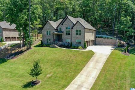 1025 Grey Oaks Valley, Pelham, Alabama 35124, HOA KỲ