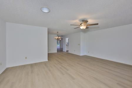 1219 Wild Feather Ln, Sun City Center, Florida 33573, Estados Unidos