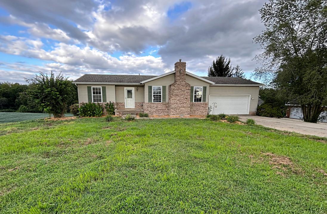 690 E Southridge Road, Loogootee, 印第安纳州 47553, 美国