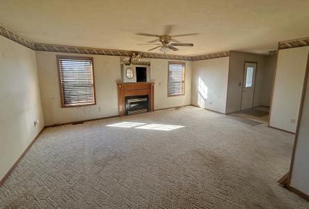 690 E Southridge Road, Loogootee, 印第安纳州 47553, 美国