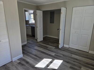 713 N 8th St, Herrin, Illinois 62948, Estados Unidos