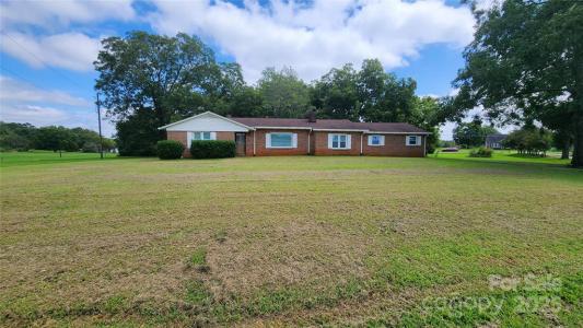 5826 St. Peters Church Road, Conover, North Carolina 28613, Stati Uniti