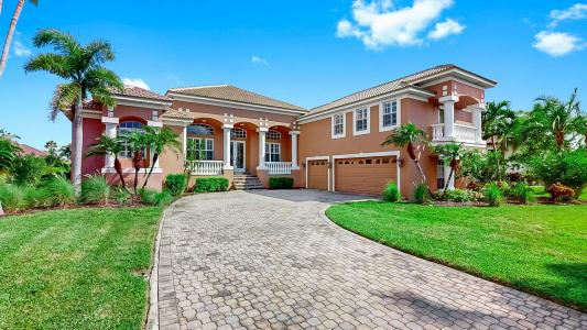 6408 Rubia Cir, Apollo Beach, Florida 33572