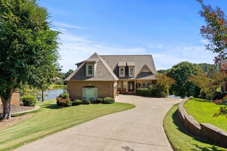 954 Tradition Lane, Inman, South Carolina 29349