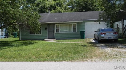 16 Helen Court, Cahokia, Illinois 62206