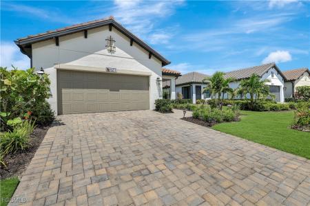 4621 Centaurus Circle, Naples, Florida 34120, USA