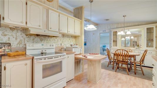 70 Sunrise Avenue, North Fort Myers, Floride 33903, États-Unis