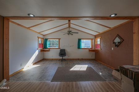 316 Main Street, Wing, North Dakota 58494, Stati Uniti