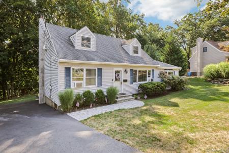 21 Tulip Tree Drive, Garnerville, Nueva York 10923, Estados Unidos