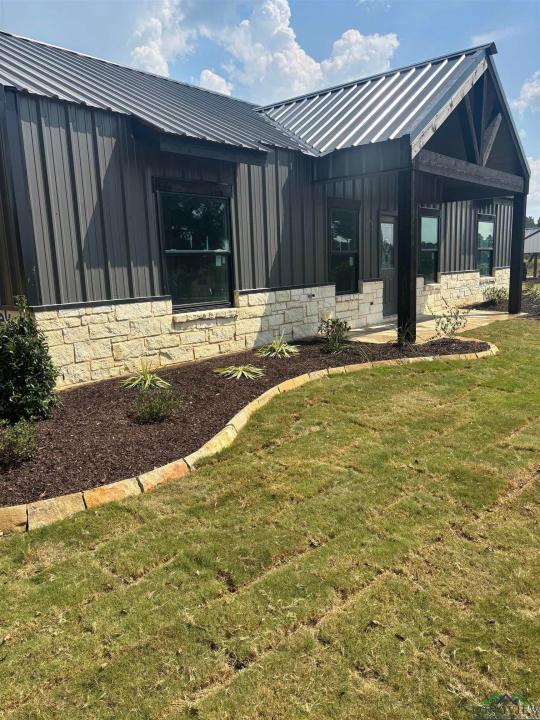 607 COUNTY ROAD 310, De Berry, Texas 75639