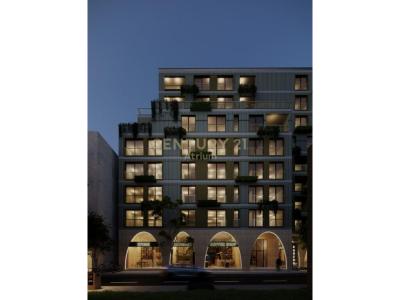 Pazari I ri, Tirana, Albania